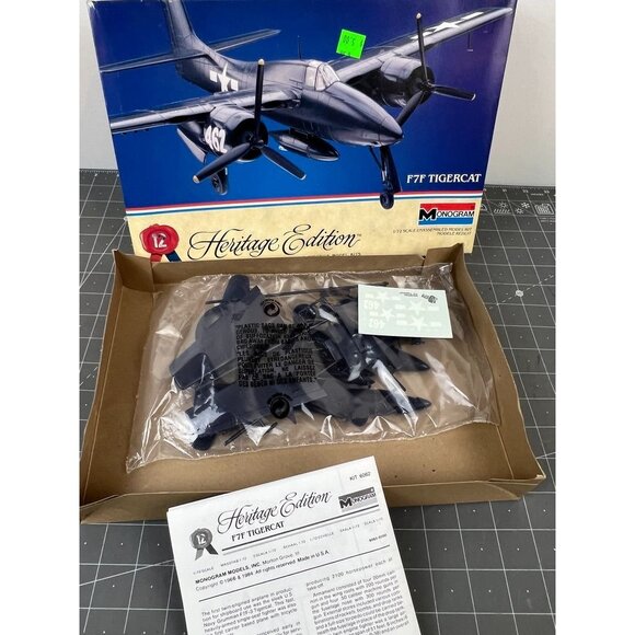 Monogram F7F Tigercat 1/72 Plastic Model Kit #6062-0100 Prestige Series - Picture 4 of 5